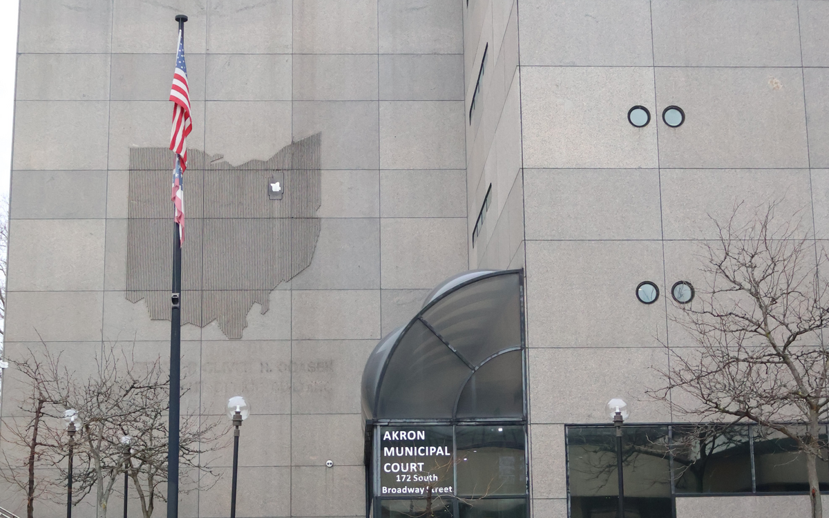 Akron Courthouse Adds First Universal Changing Table in the U.S. - SOVA